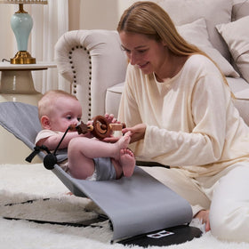 WYFWF rotatable wooden toy bar shows dynamic play for developing hand-eye coordination.