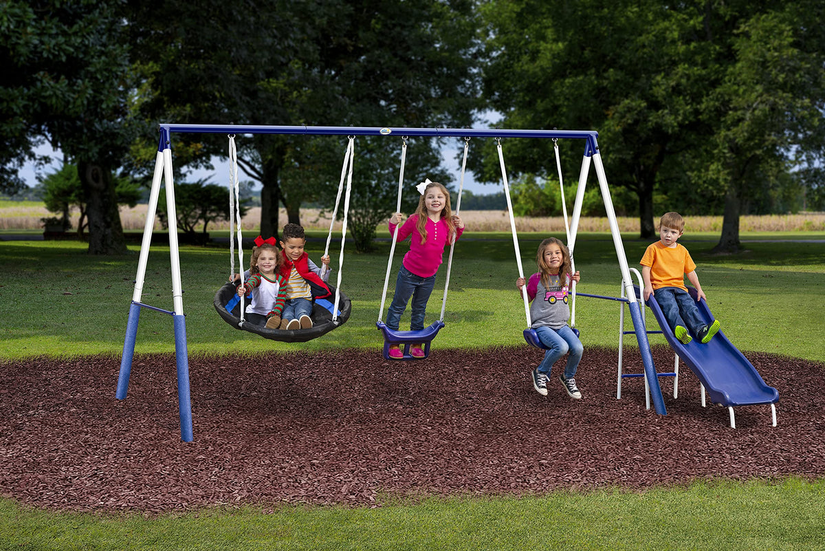 XDP Recreation Stand-R-Swing for versatile motion and social play