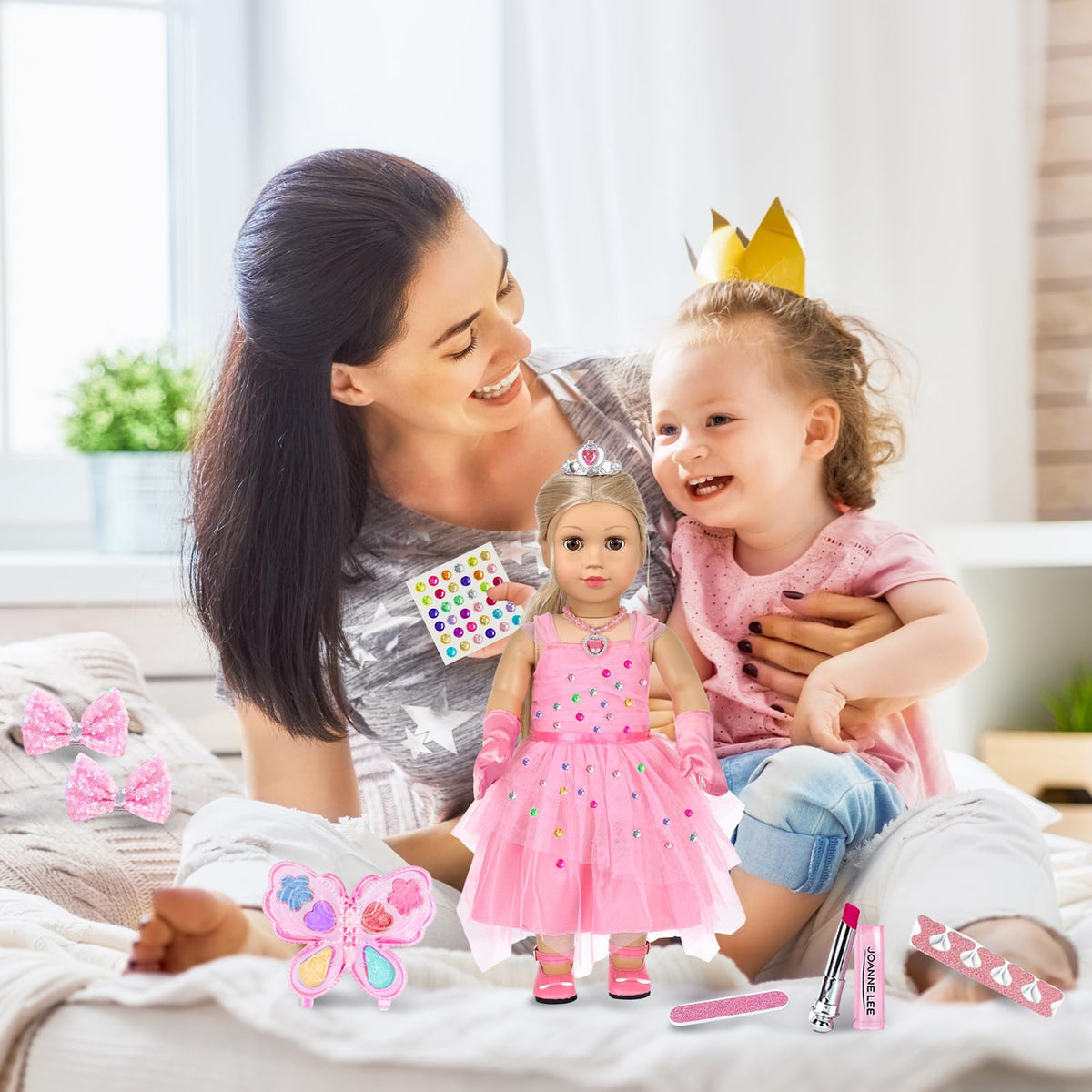 XFEYUE shoes, gloves, and hair clips for finishing touches on 18-inch dolls