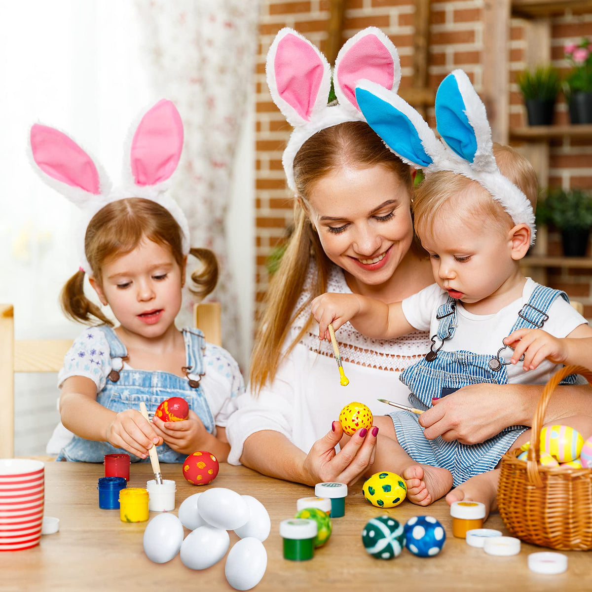 Xinnun easy-diy wooden Easter egg for painting, jewelry, and display.