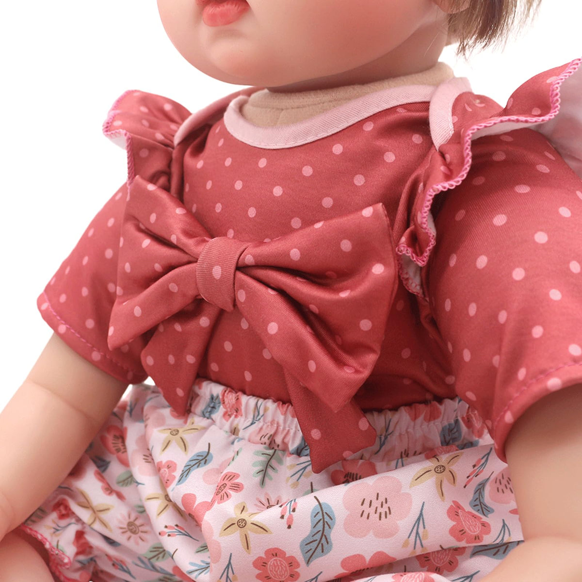 XIVEENS ready-to-play outfits ideal for imaginative doll scenarios