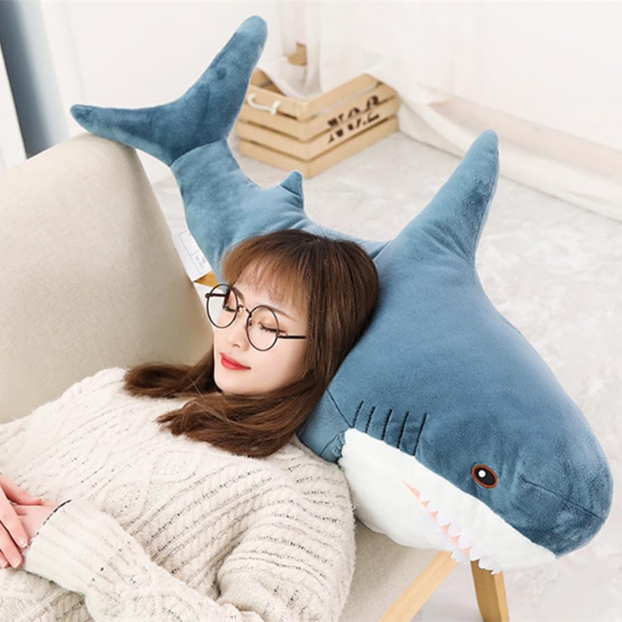 XIYUAN vacuum-packaged shark plush, reshapes after unpacking for immediate use.