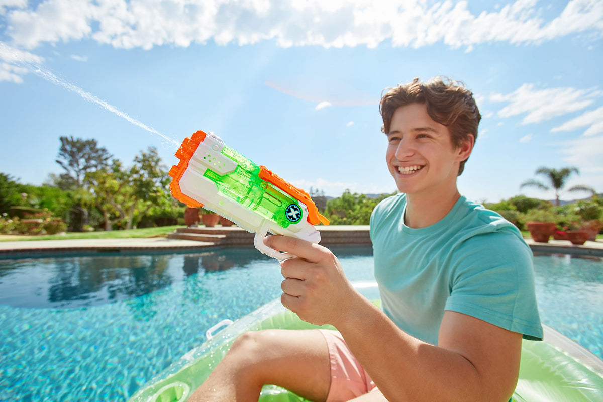 XSHOT Micro Fast Fill 220ml tank offers rapid, on-demand blasts.
