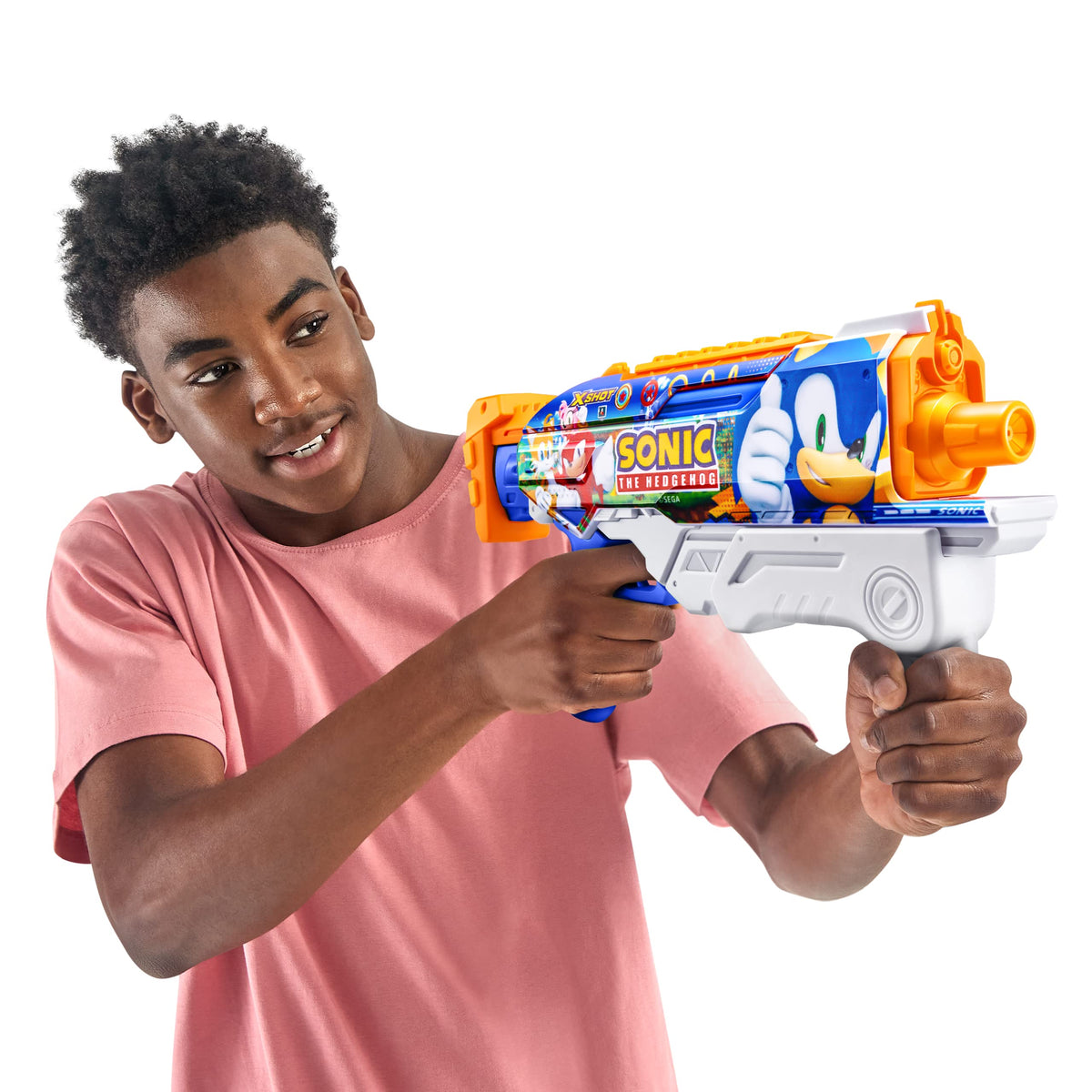 XSHOT Sonic Fast-Fill Hyperload distance-shot demonstrates long-range water blasts