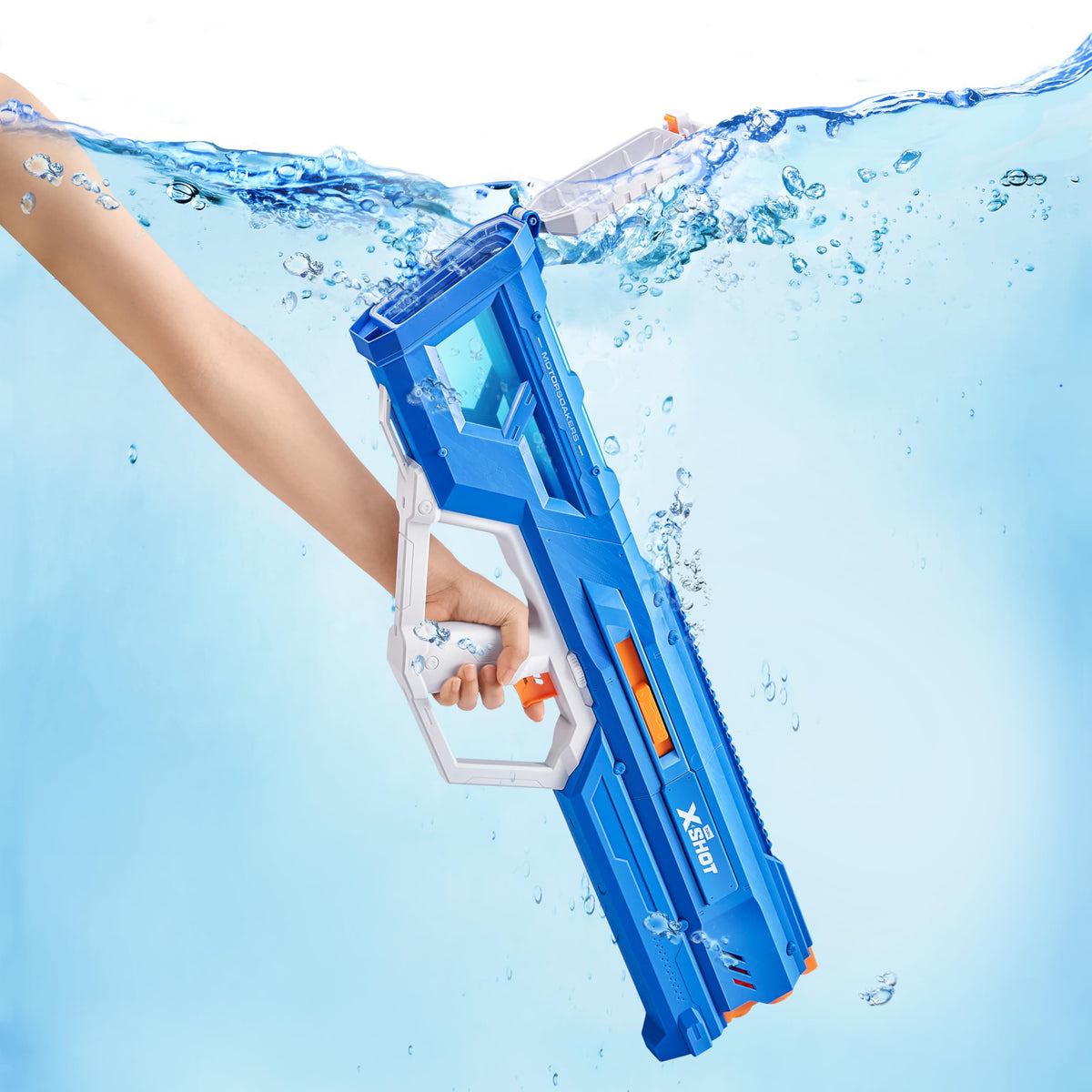 XSHOT Water Hydra Pulse compact motorized design for easy carry.
