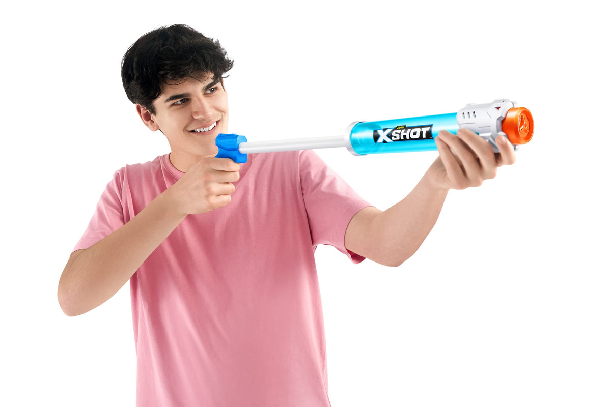 XSHOT 8m range image highlights long-distance splash potential.