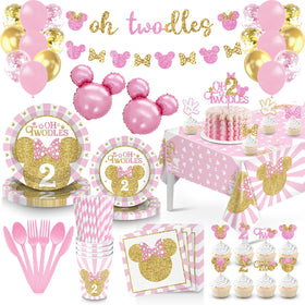 XSOOH Oh Twodles banner enhances festive pink-gold ambiance for photos