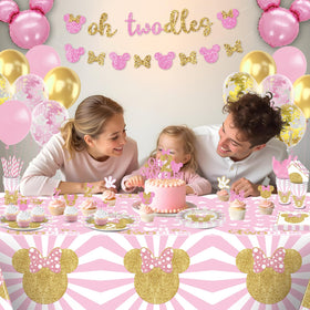 XSOOH Oh Twodles cups and napkins simplify serving with vibrant pink-gold accents