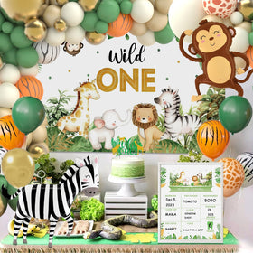 XULE Wild One foil balloons provide glossy accents for a festive arch.