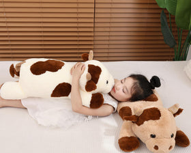 YESGIRL cow weighted plush size supports both kids and adults for versatile use