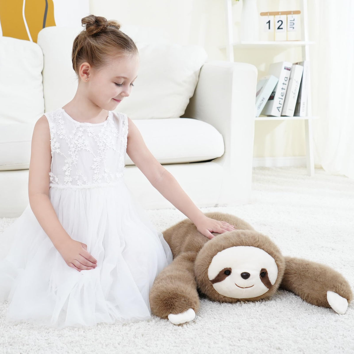 YGZE gift-ready sloth plush makes a thoughtful birthday or holiday present.