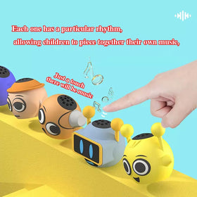 YHWSLYZ Rhythm Box pressed-head action demonstrates tactile musical interaction
