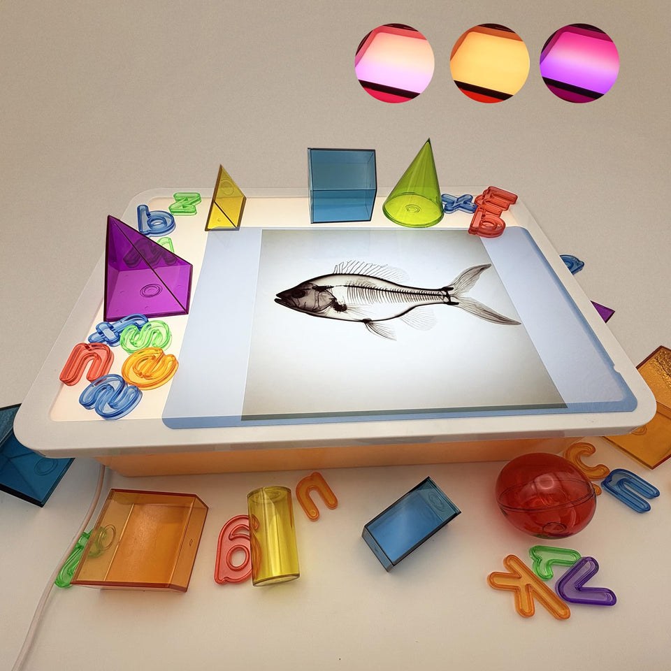 Yichushisu 16-inch LED light box on desk provides even tracing illumination for kids