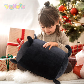 YIIQUWEN Black Cat Plush offers versatile comfort for sleeping or lounging.