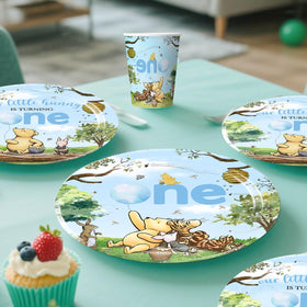 Yingoto Winnie Bear honeycomb centerpiece adds dimension to tables