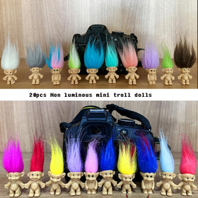 Yintlilocn 1.2-inch bodies and 2.3-inch hair offer portable decor ideas.