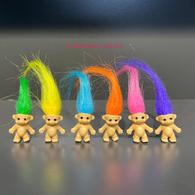 Yintlilocn Troll doll features a 0.78-inch body and 2-inch hair for tiny displays.