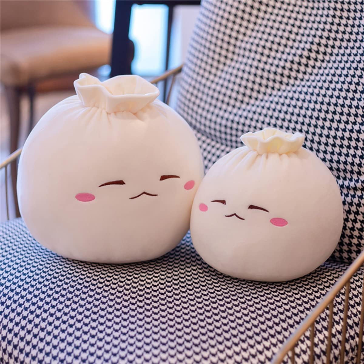 Yoholto Dumpling Plush face detail, soft fabric and embroidered eyes for cozy play