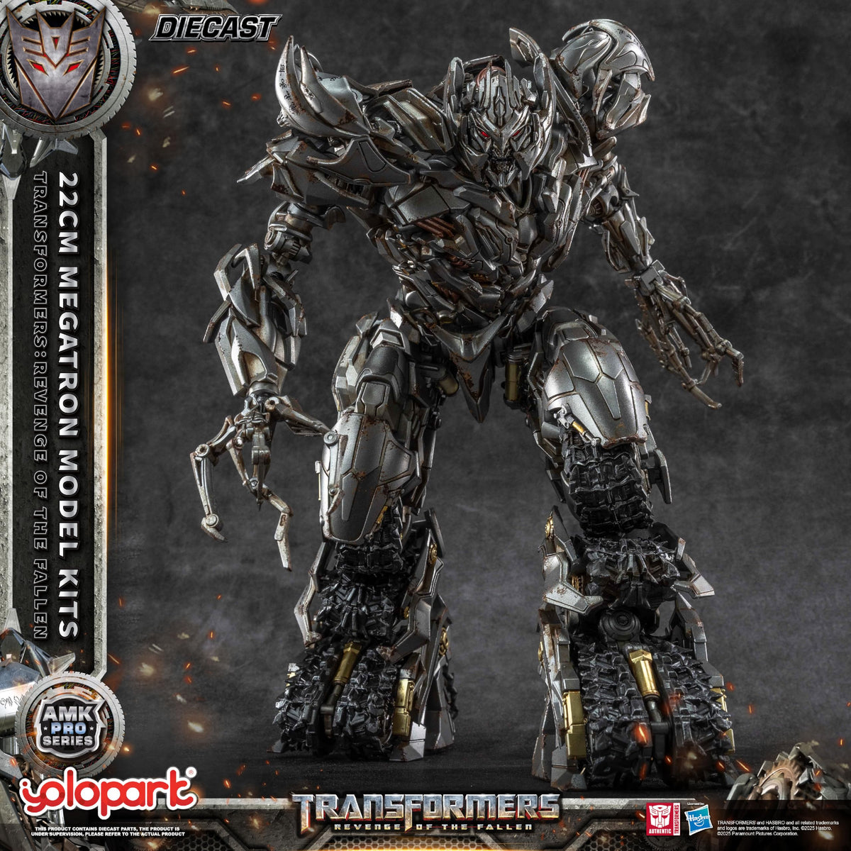 YOLOPARK Megatron fusion cannon with LED lighting for dramatic effect