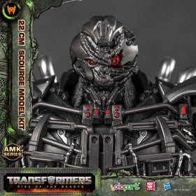 YOLOPARK Scourge figure display-ready packaging suits gifting and collection.