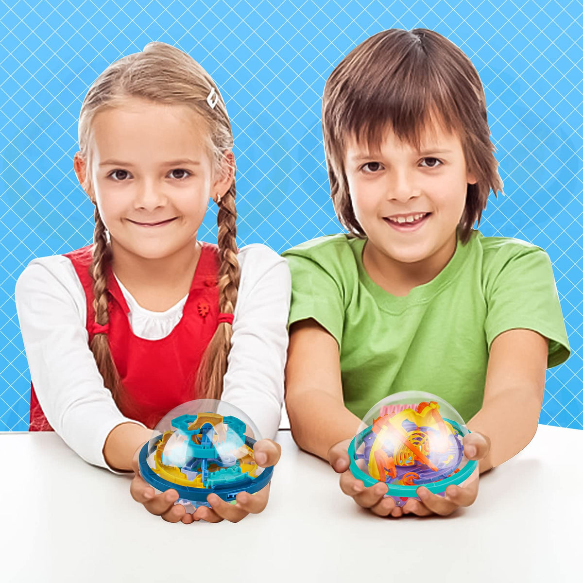 YongnKids travel maze ball ideal for road trips and quiet time.