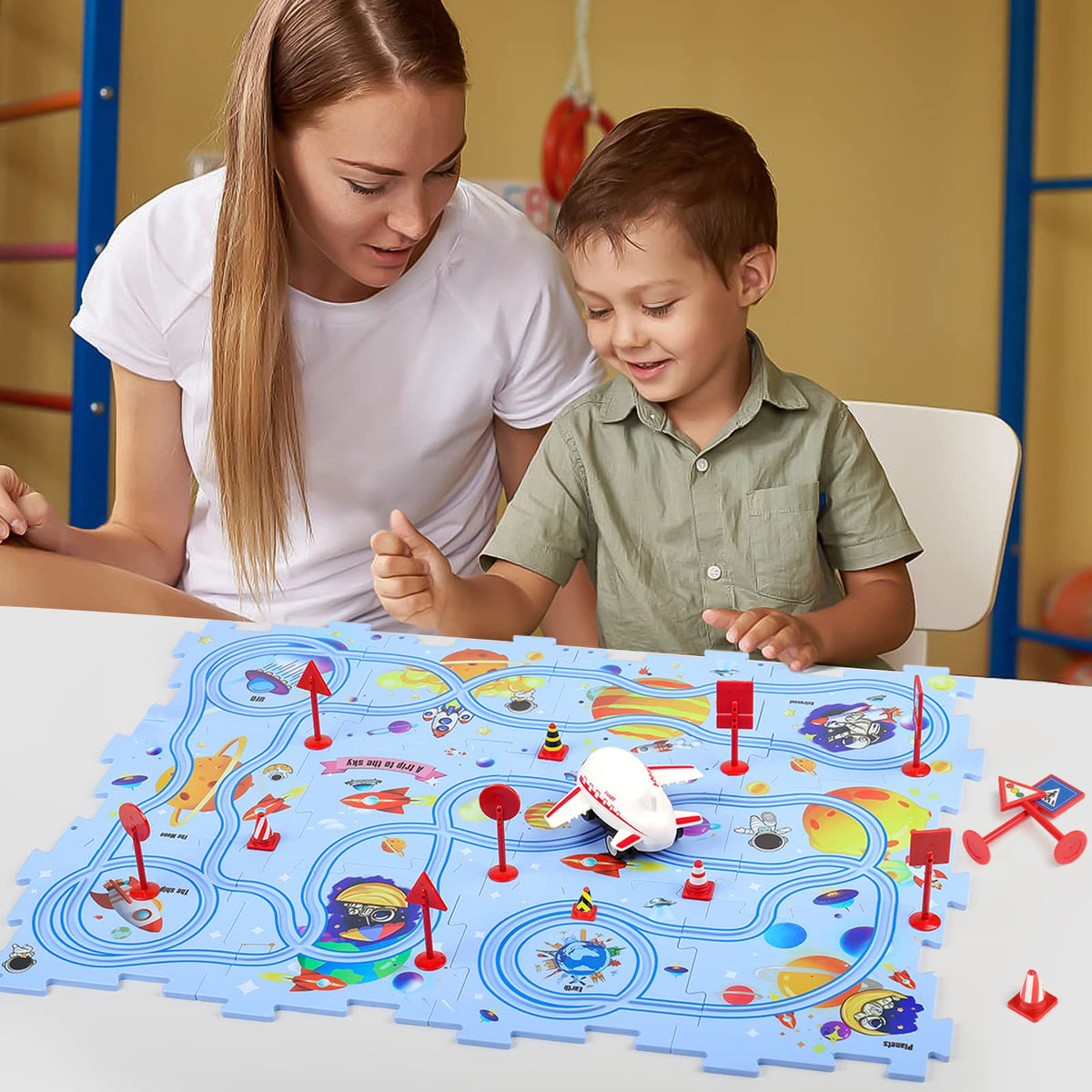 Yooyid airplane-shaped vehicle enables hands-on track exploration and cause-and-effect learning