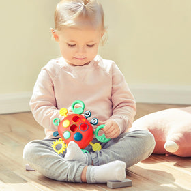 Yooyid crab-shaped Montessori teether for safe gum relief and fidget play