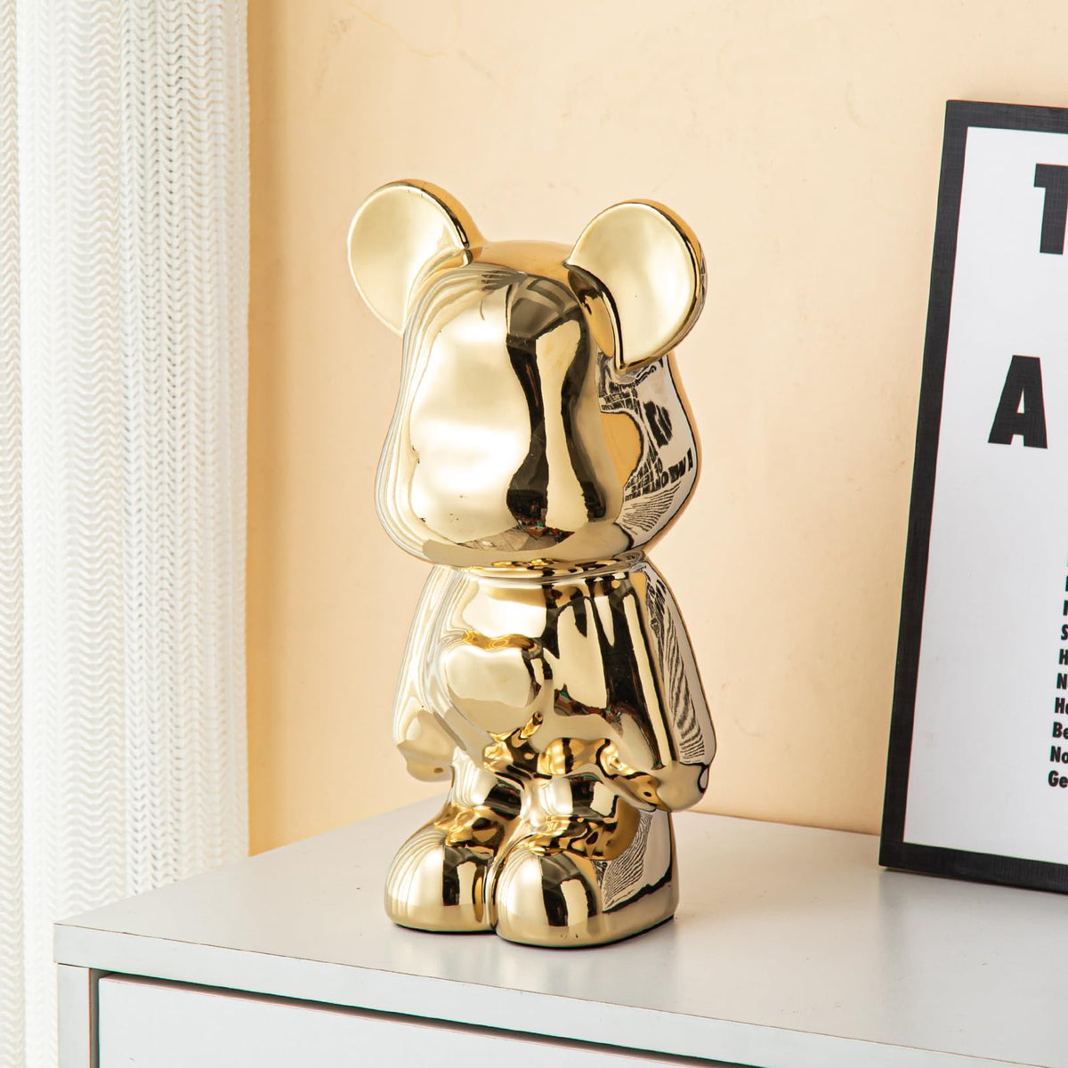 Yundu ceramic piggy bank with gold love bear for kids' savings and decor