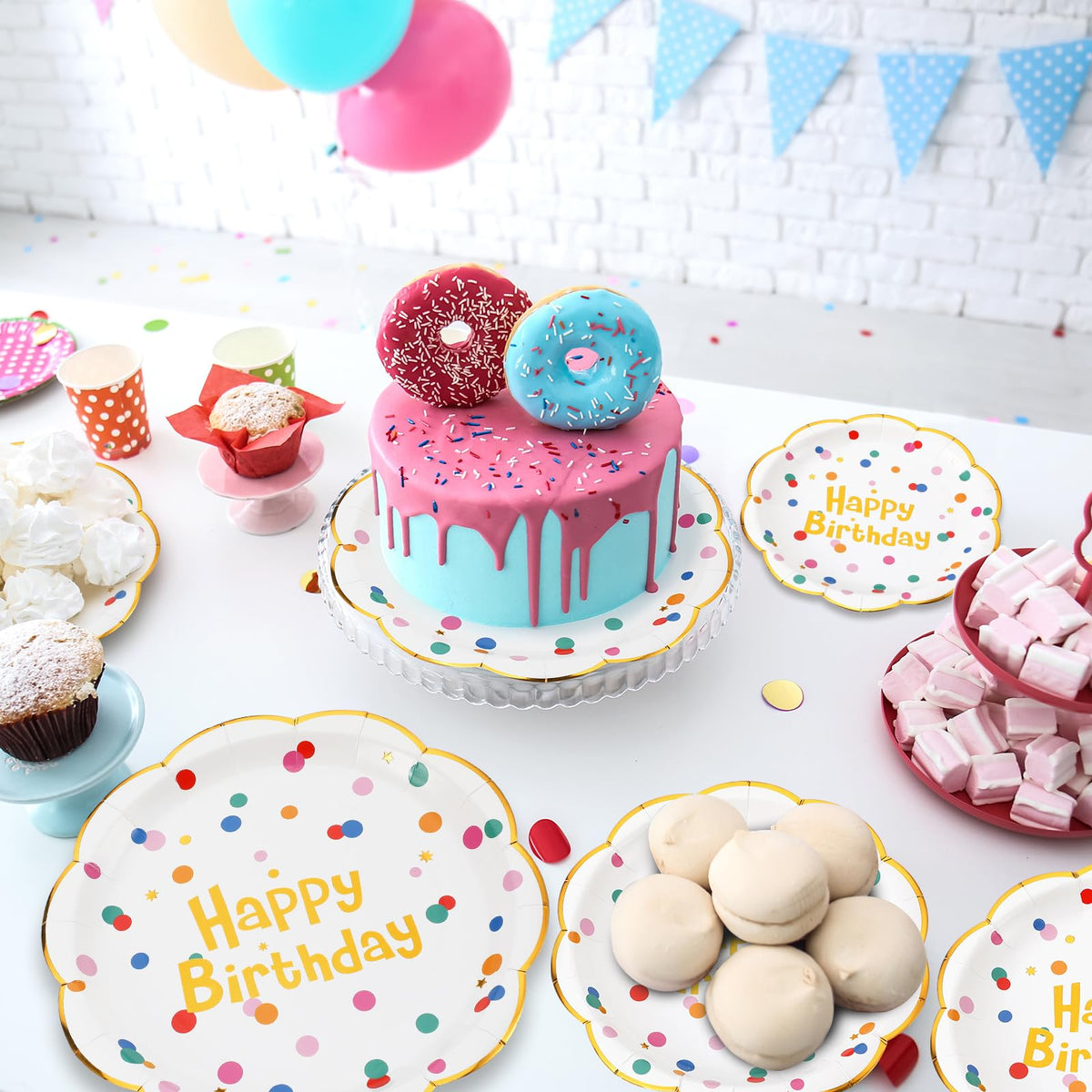 Yungyan birthday party decor plates enhance table styling.
