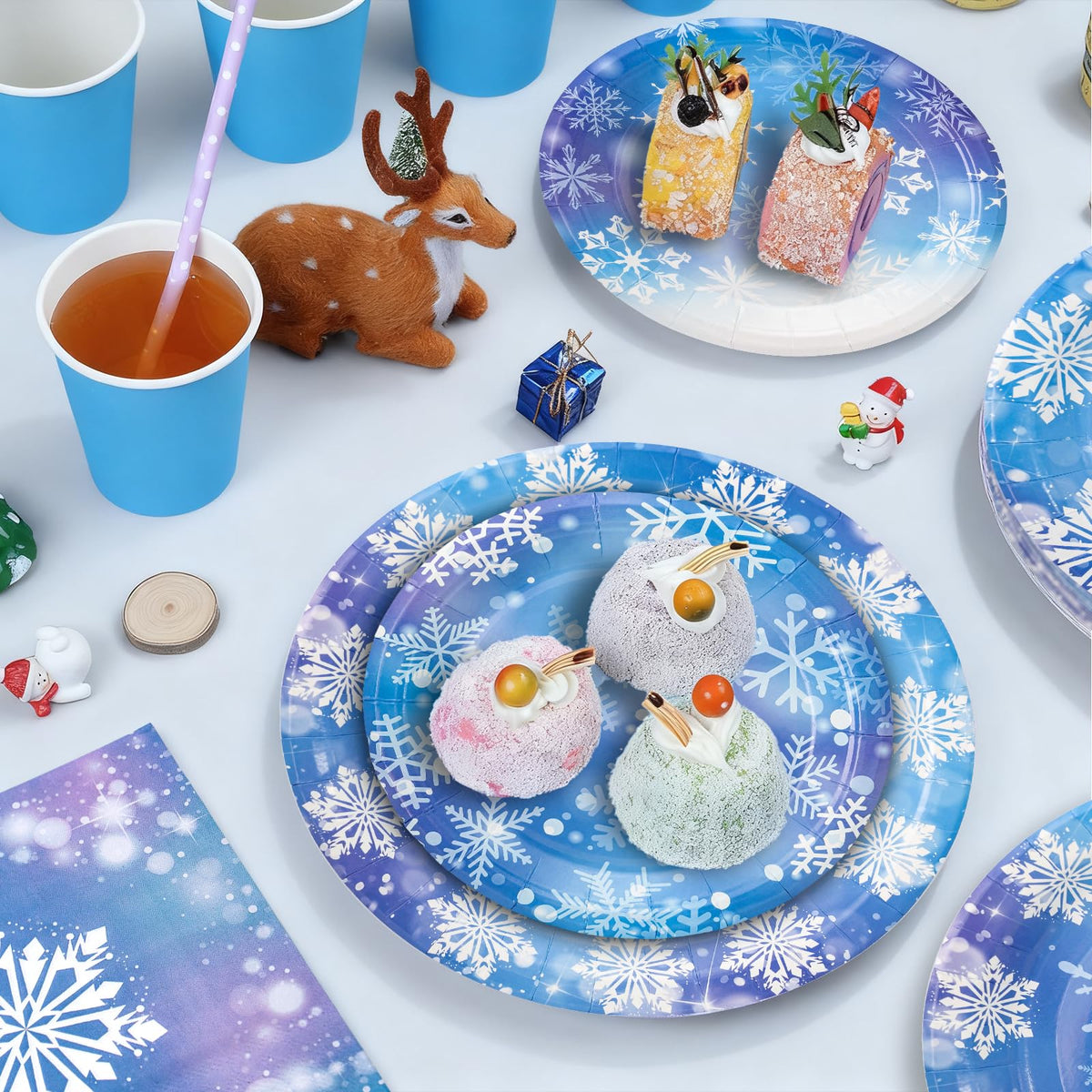 yunhuatdm coordinated tableware creates charming winter wonderland table setting