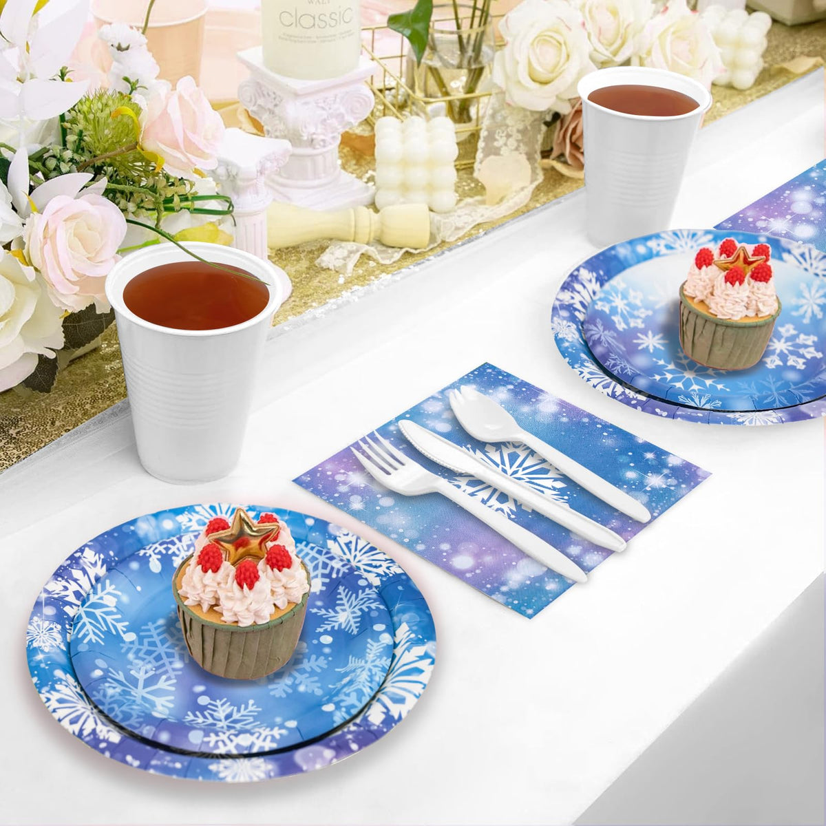 yunhuatdm snowflake set ideal for Christmas and New Year celebrations