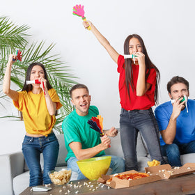 Yunsailing hand clapper with plastic handle for secure grip during celebrations