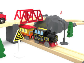 Z Mayabbo motorized train built with durable, child-friendly materials.