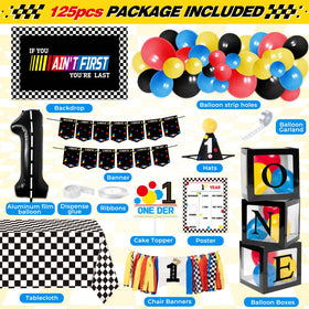 Z1juce Fast One ONE balloon box draws attention at cake time.