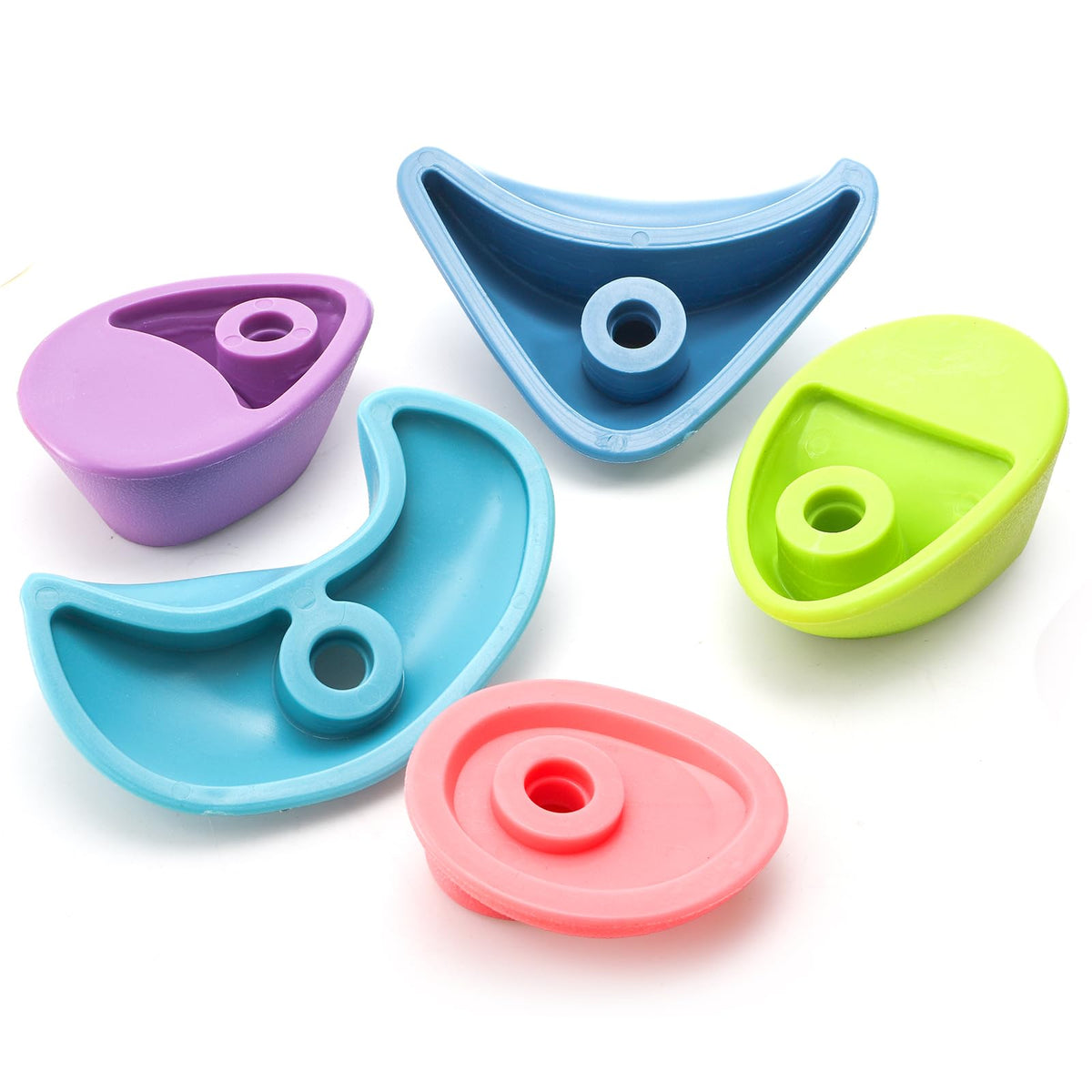 ZENFUN weather-resistant PP plastic holds designed for durability outdoors