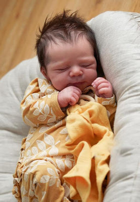 Zero Pam rooted hair and closed eyes offer comforting pretend motherhood sessions.