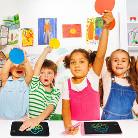Zhehao close-up of eye-protective color screen offering comfortable drawing sessions.