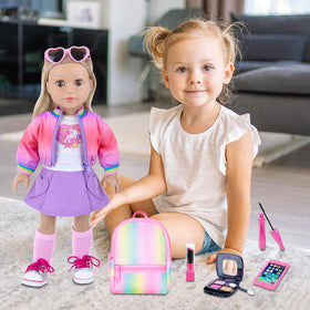 ZITA ELEMENT smartphone enables pretend calls and photos during dress-up.