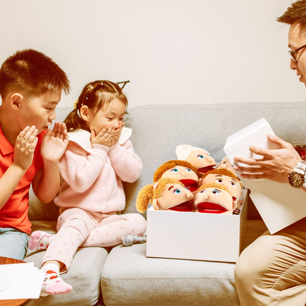 ZJoey preschool-friendly puppets foster classroom storytelling and group puppet theater.