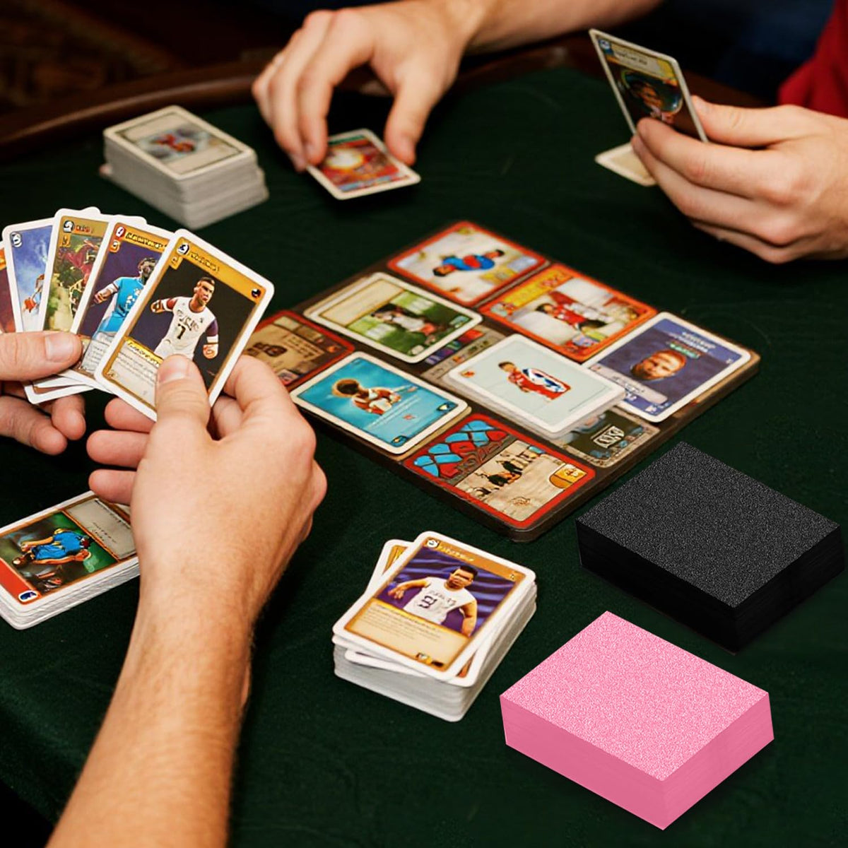 ZLinwly compatible with a wide range of card games and photo cards.