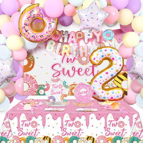 ZOIIWA two sweet donut dinner plates for kids' party, sturdy and festive.