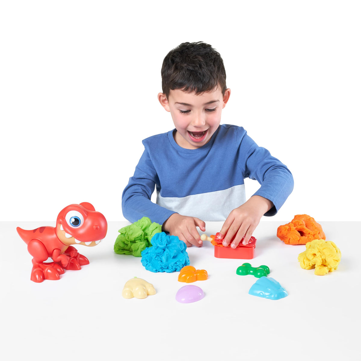 ZURU Smashers Junior Dino Dig Brontosaurus Egg – 25 Surprises, 1kg Dino Dough, 6 Molds